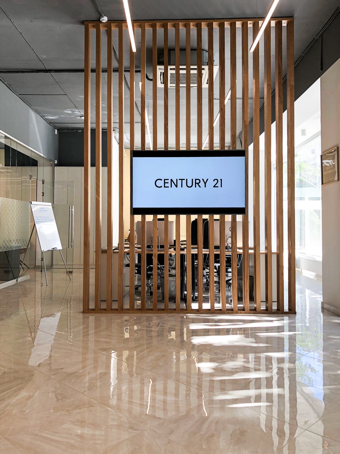 Century-21 – ресепшн офиса